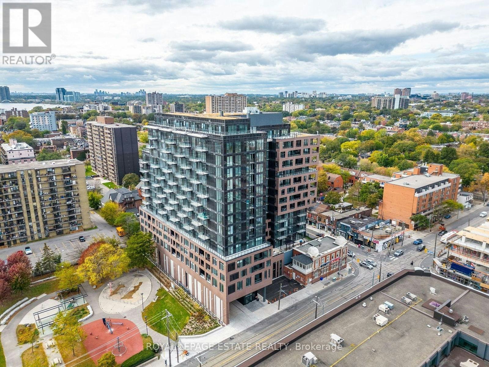 626-270 Dufferin Street, Toronto, ON, M6K 0H8