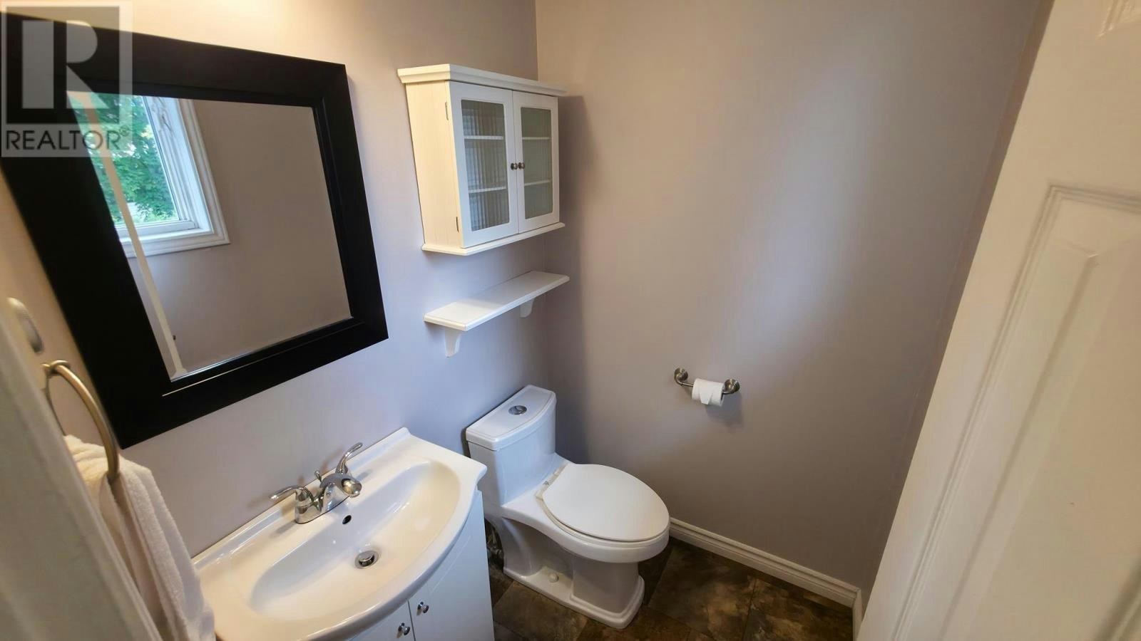 1007 Lake Street, Sault Ste. Marie, ON, P6B 6C8 - 36