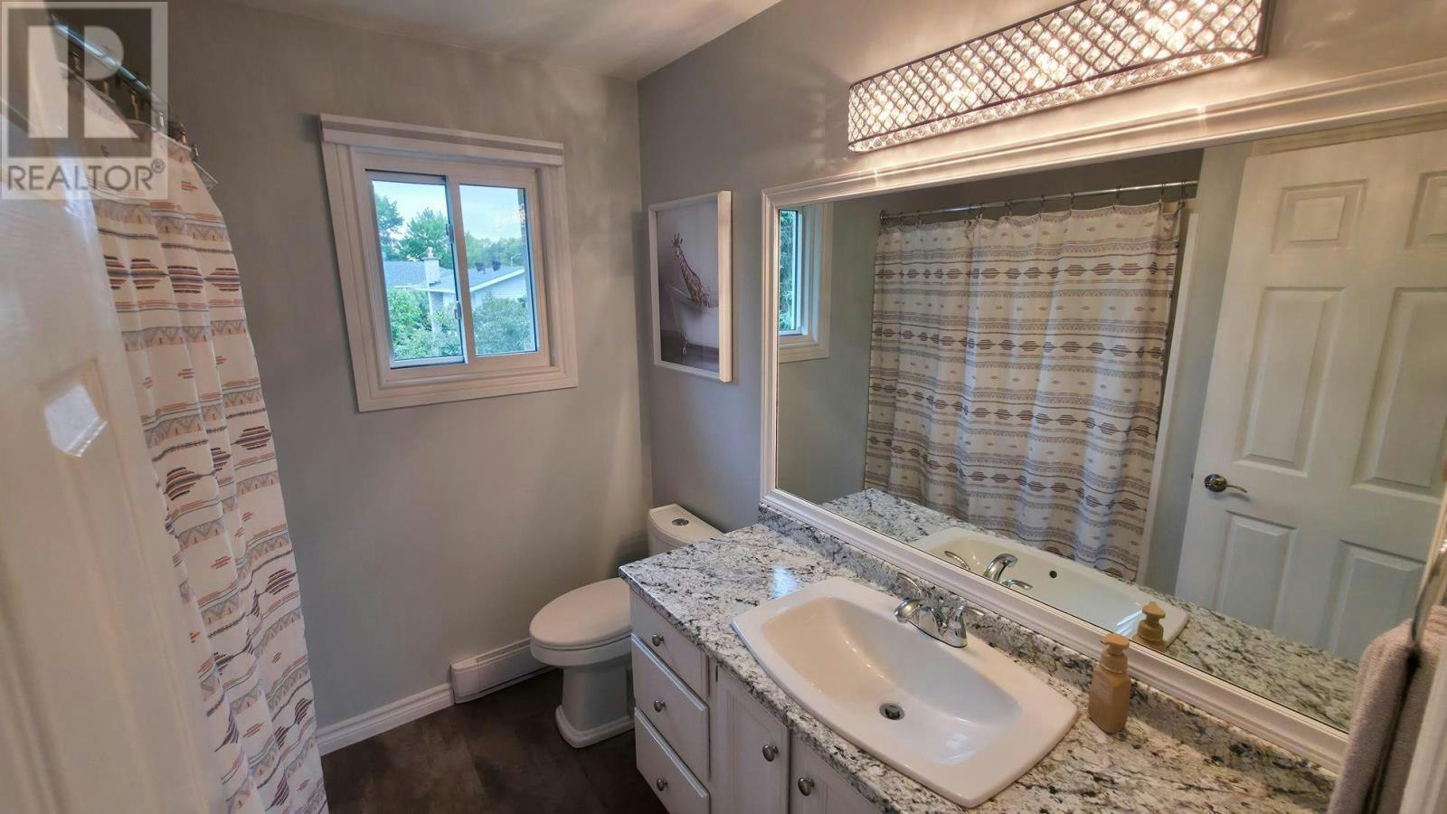 1007 Lake Street, Sault Ste. Marie, ON, P6B 6C8 - 32
