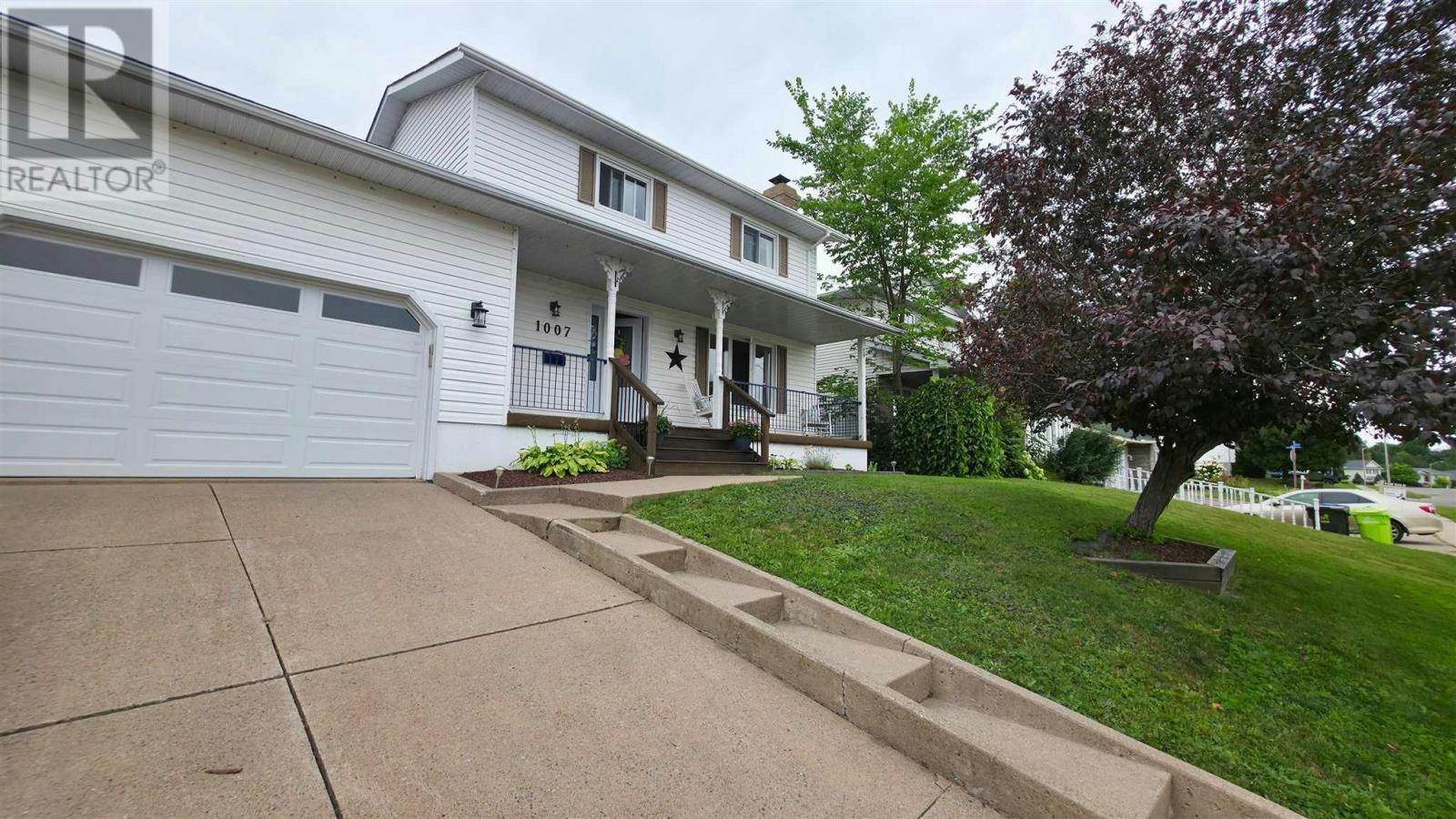 1007 Lake Street, Sault Ste. Marie, ON, P6B 6C8 - 3
