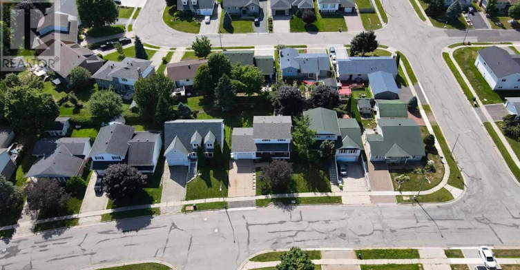1007 Lake Street, Sault Ste. Marie, ON, P6B 6C8 - 4