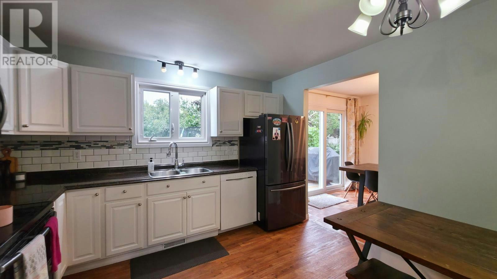 1007 Lake Street, Sault Ste. Marie, ON, P6B 6C8 - 22