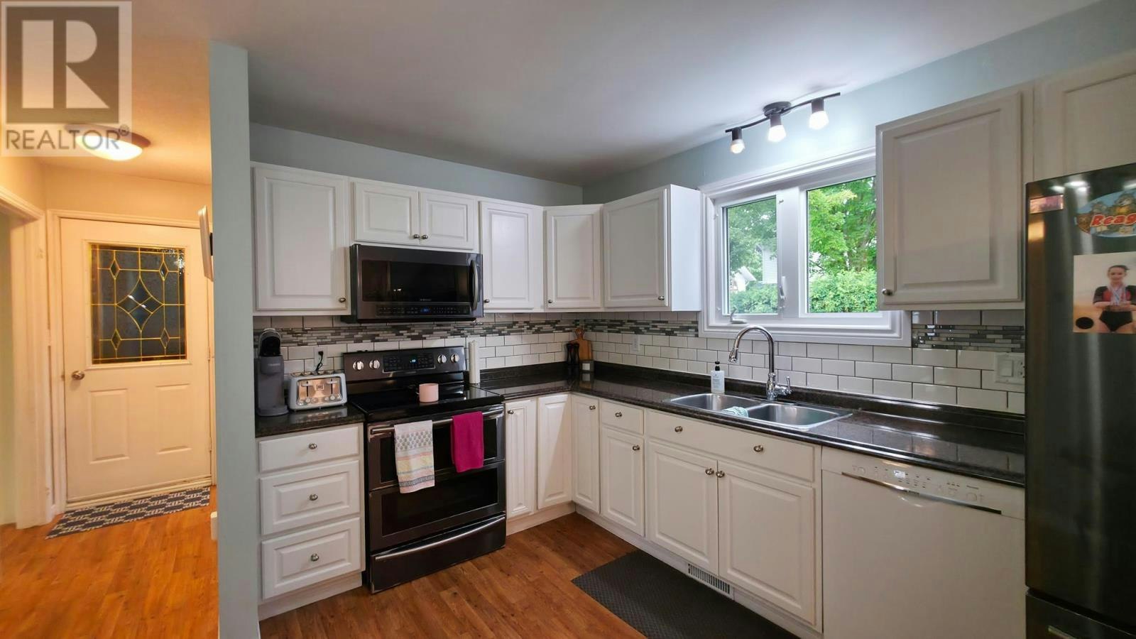 1007 Lake Street, Sault Ste. Marie, ON, P6B 6C8 - 23