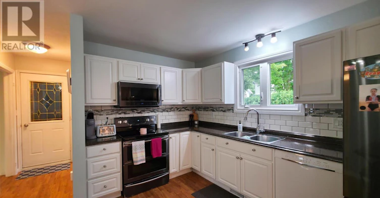 1007 Lake Street, Sault Ste. Marie, ON, P6B 6C8 - 23