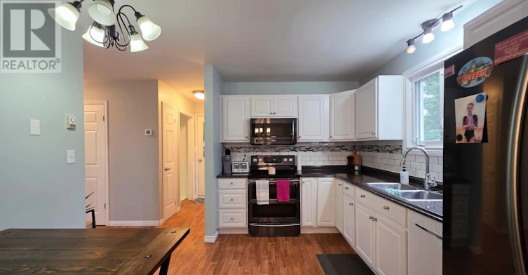 1007 Lake Street, Sault Ste. Marie, ON, P6B 6C8 - 21