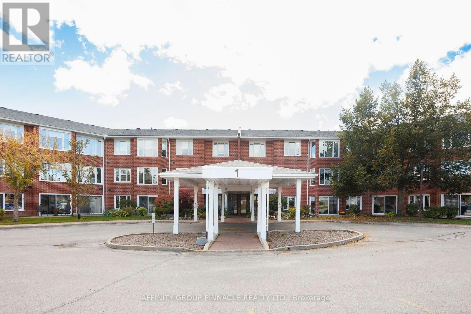 206-1 Heritage Way, Kawartha Lakes, ON, K9V 5P9