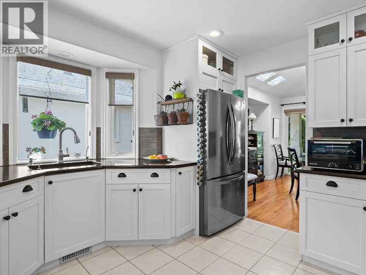 3889 Gallaghers Grange, Kelowna, BC, V1W 3Z9 - 9