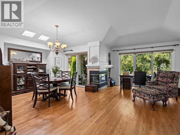 3889 Gallaghers Grange, Kelowna, BC, V1W 3Z9 - 17