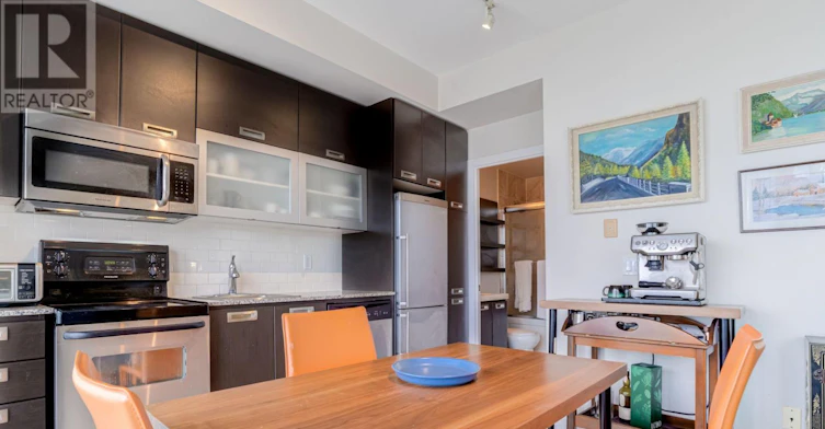 1709-90 Stadium Road, Toronto, ON, M5V 3W5 - 7
