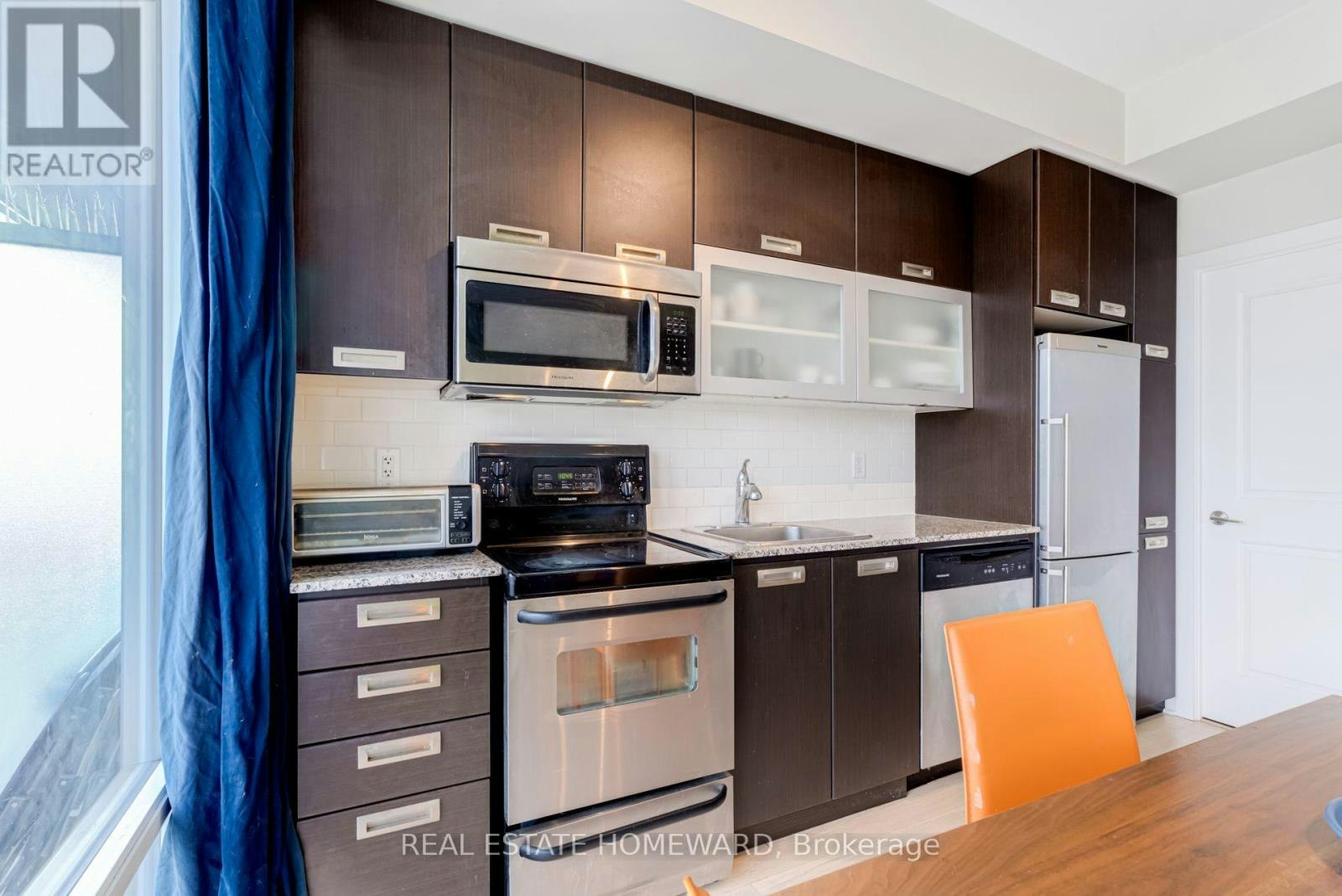 1709-90 Stadium Road, Toronto, ON, M5V 3W5 - 6