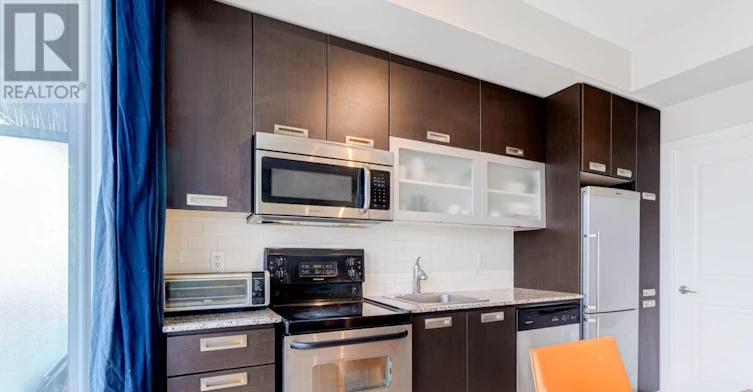 1709-90 Stadium Road, Toronto, ON, M5V 3W5 - 6