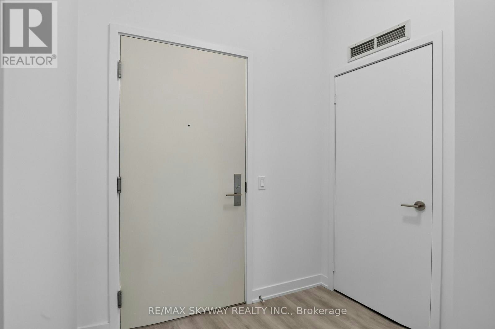 1109-15 Richardson Street, Toronto, ON, M5A 0Y5 - 12