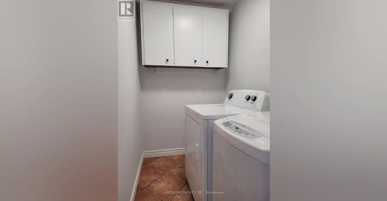 LOWER-41 Aldwych Avenue, Toronto, ON, M4J 1X4 - 6