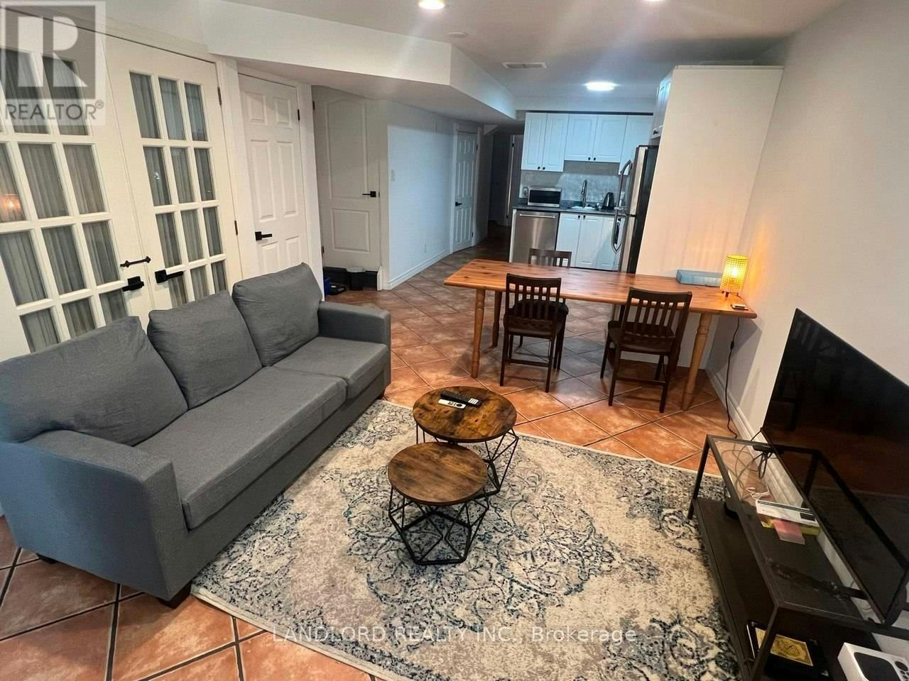 LOWER-41 Aldwych Avenue, Toronto, ON, M4J 1X4 - 4