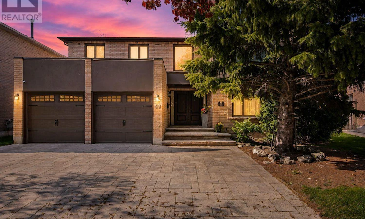 49 Miriam Crescent