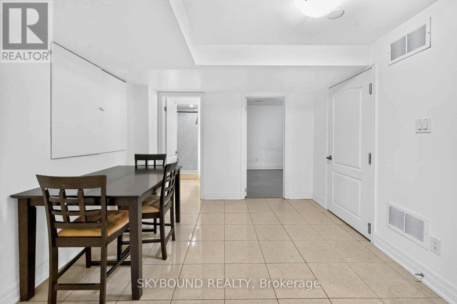 BSMT-828 Bethany Crescent, Mississauga, ON, L5V 3B9 - 9