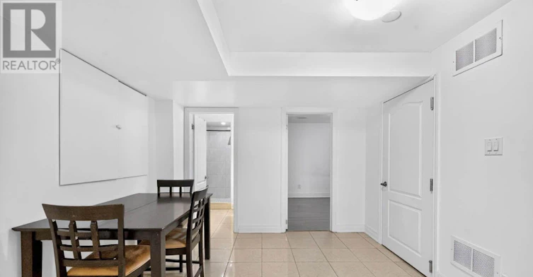 BSMT-828 Bethany Crescent, Mississauga, ON, L5V 3B9 - 9