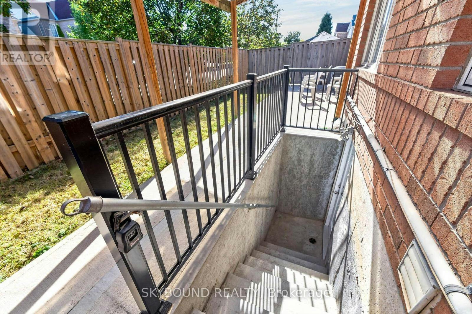 BSMT-828 Bethany Crescent, Mississauga, ON, L5V 3B9 - 6