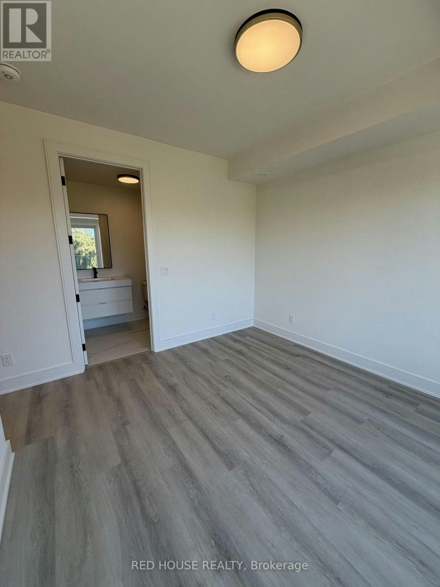 252 Ellis Avenue, St. Catharines, ON, L2P 0G9 - 34