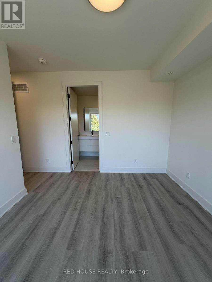 252 Ellis Avenue, St. Catharines, ON, L2P 0G9 - 31