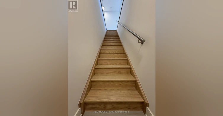 252 Ellis Avenue, St. Catharines, ON, L2P 0G9 - 3