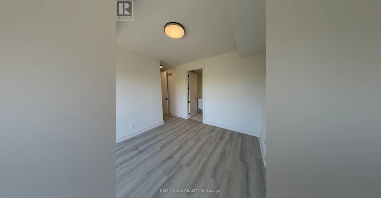 252 Ellis Avenue, St. Catharines, ON, L2P 0G9 - 32