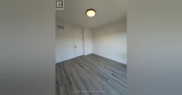 252 Ellis Avenue, St. Catharines, ON, L2P 0G9 - 24