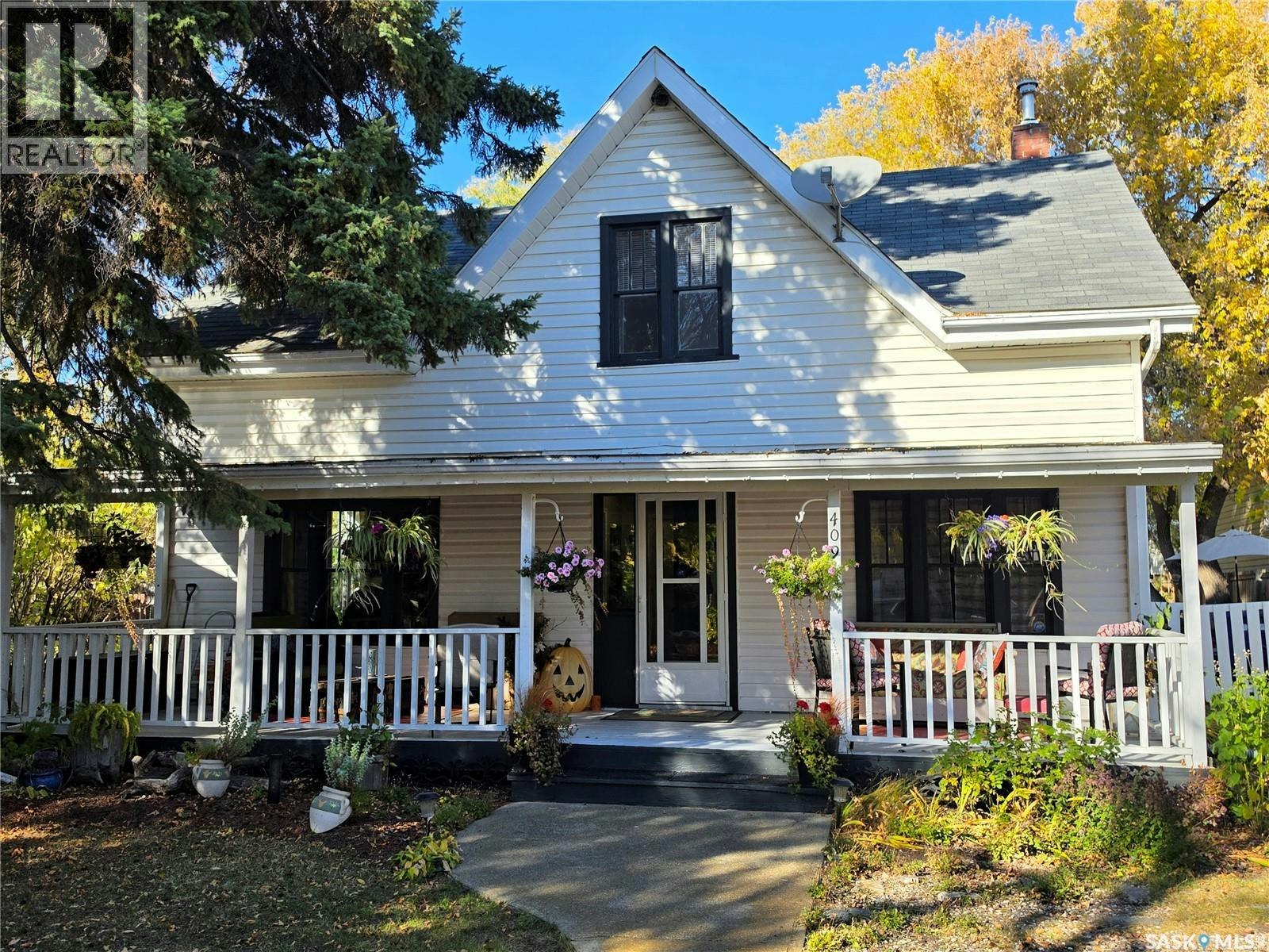 409 3rd Avenue W, Meadow Lake, SK, S9X 1B8