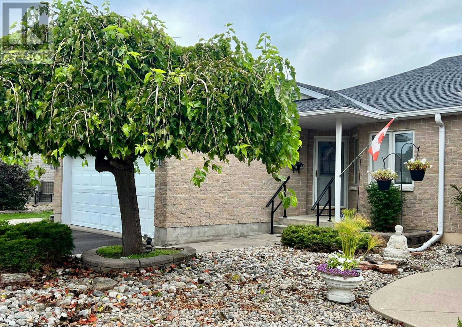 721 Millwood Drive, Kingston, ON, K7M 8Z2