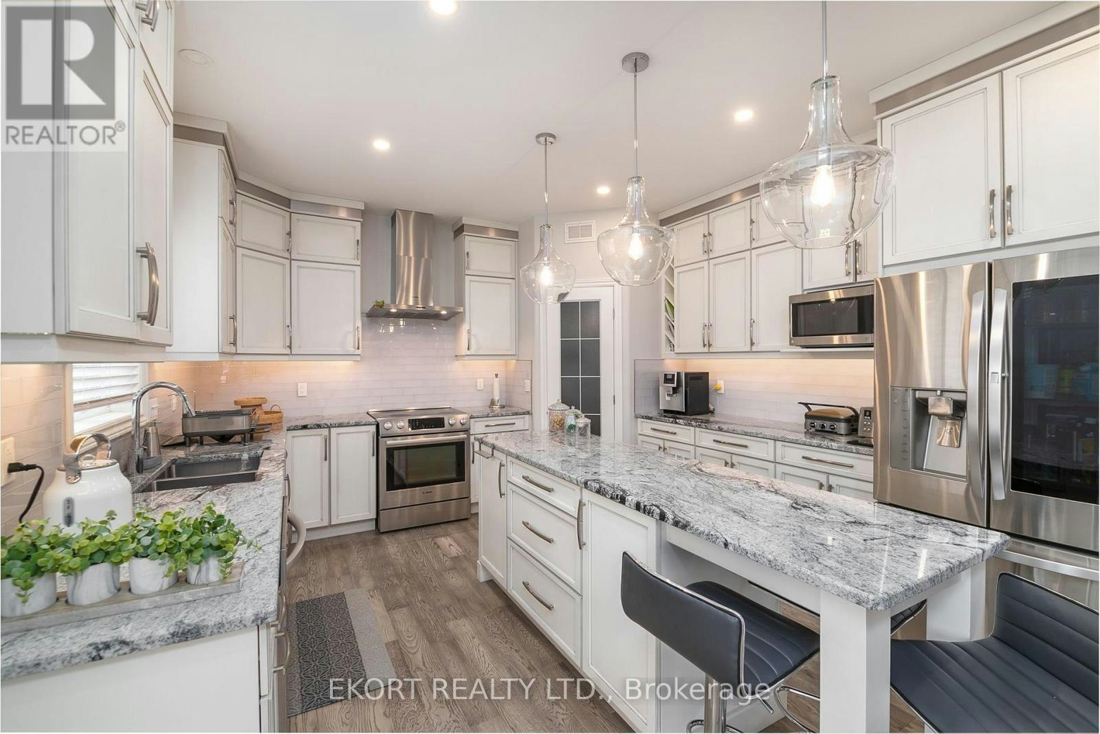 61 Hampton Ridge Drive, Belleville, ON, K8N 0E6 - 10