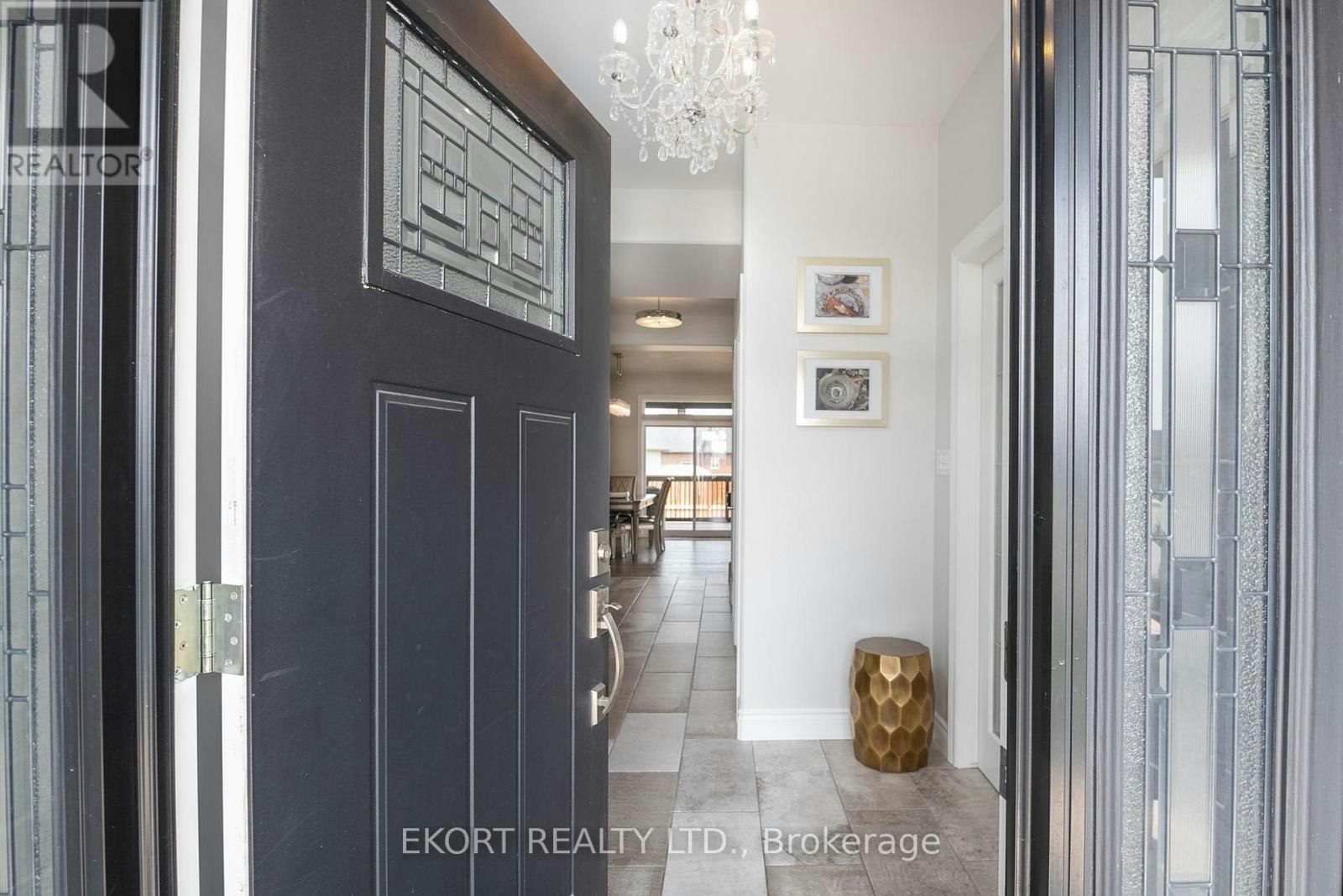 61 Hampton Ridge Drive, Belleville, ON, K8N 0E6 - 4