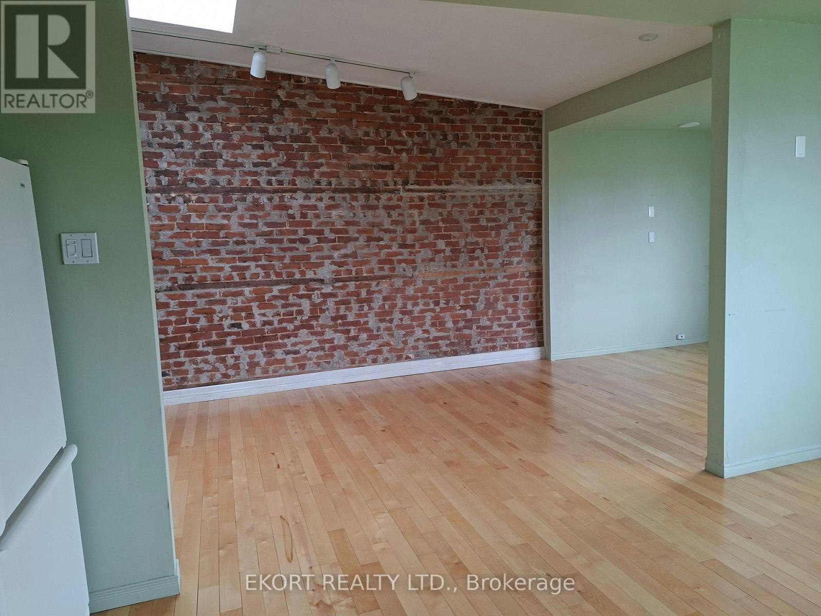 402 Front Street, Belleville, ON, K8N 2Z8 - 5