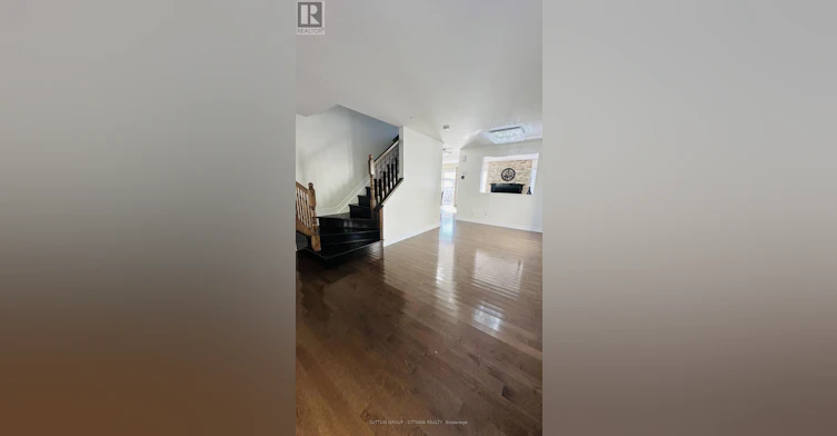 608 Clearbrook Drive, Ottawa, ON, K2J 5S2 - 2