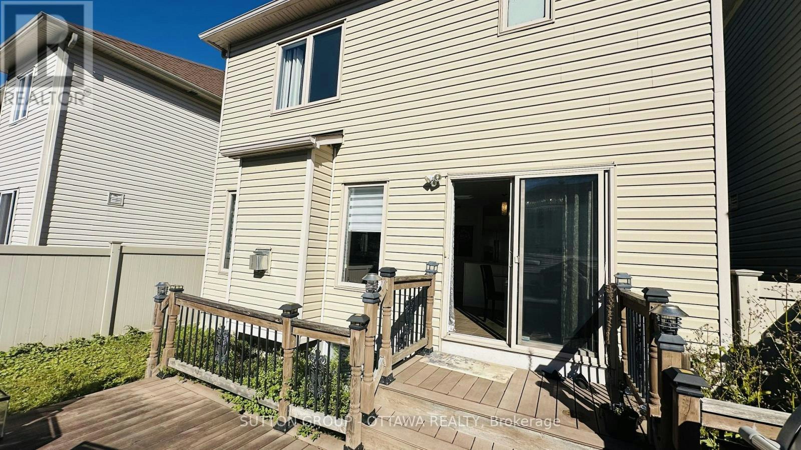 608 Clearbrook Drive, Ottawa, ON, K2J 5S2 - 8