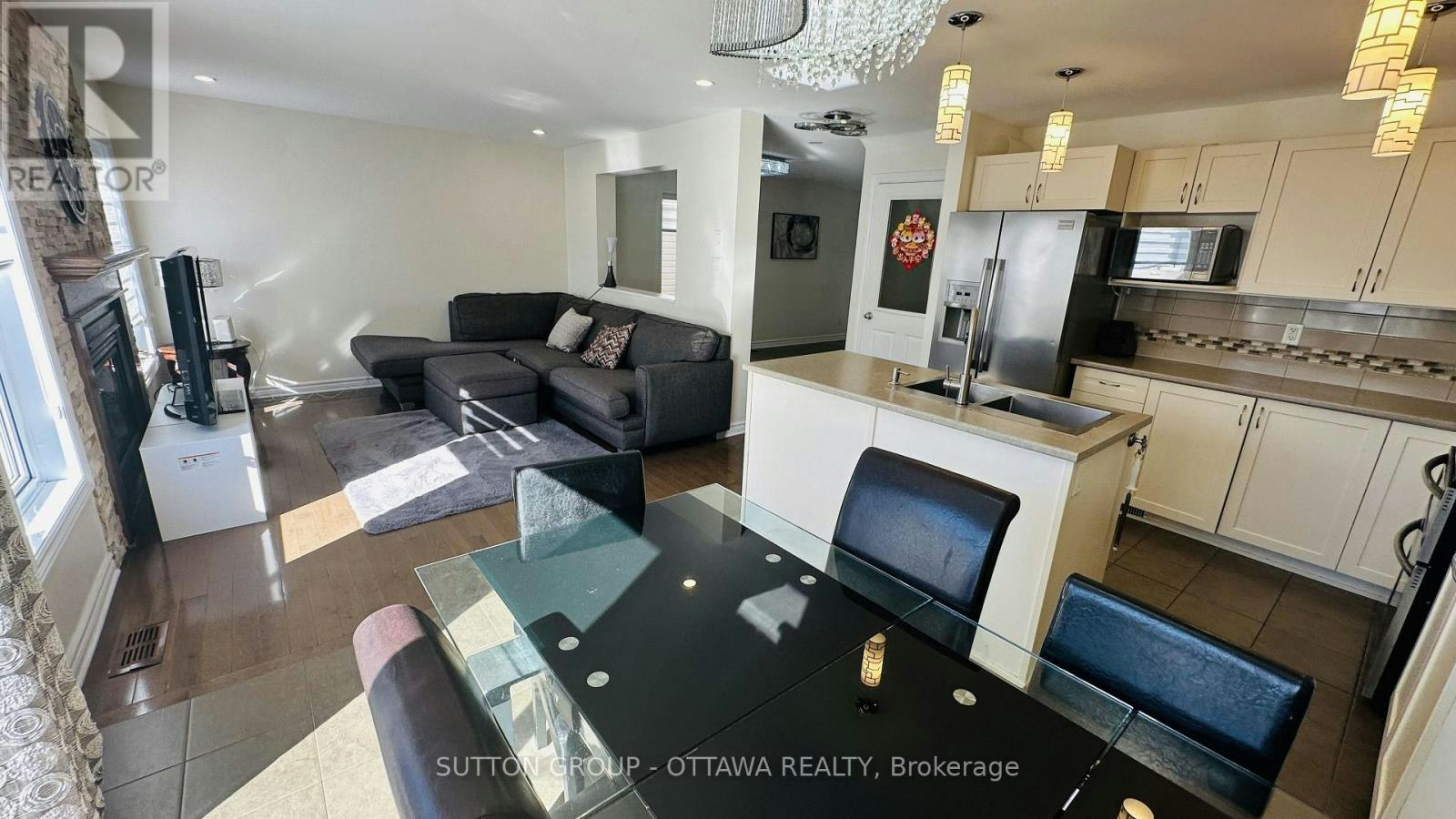608 Clearbrook Drive, Ottawa, ON, K2J 5S2 - 6