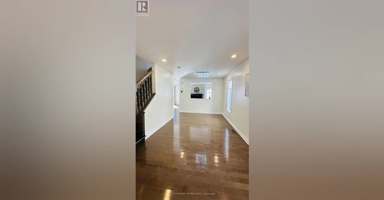 608 Clearbrook Drive, Ottawa, ON, K2J 5S2 - 3