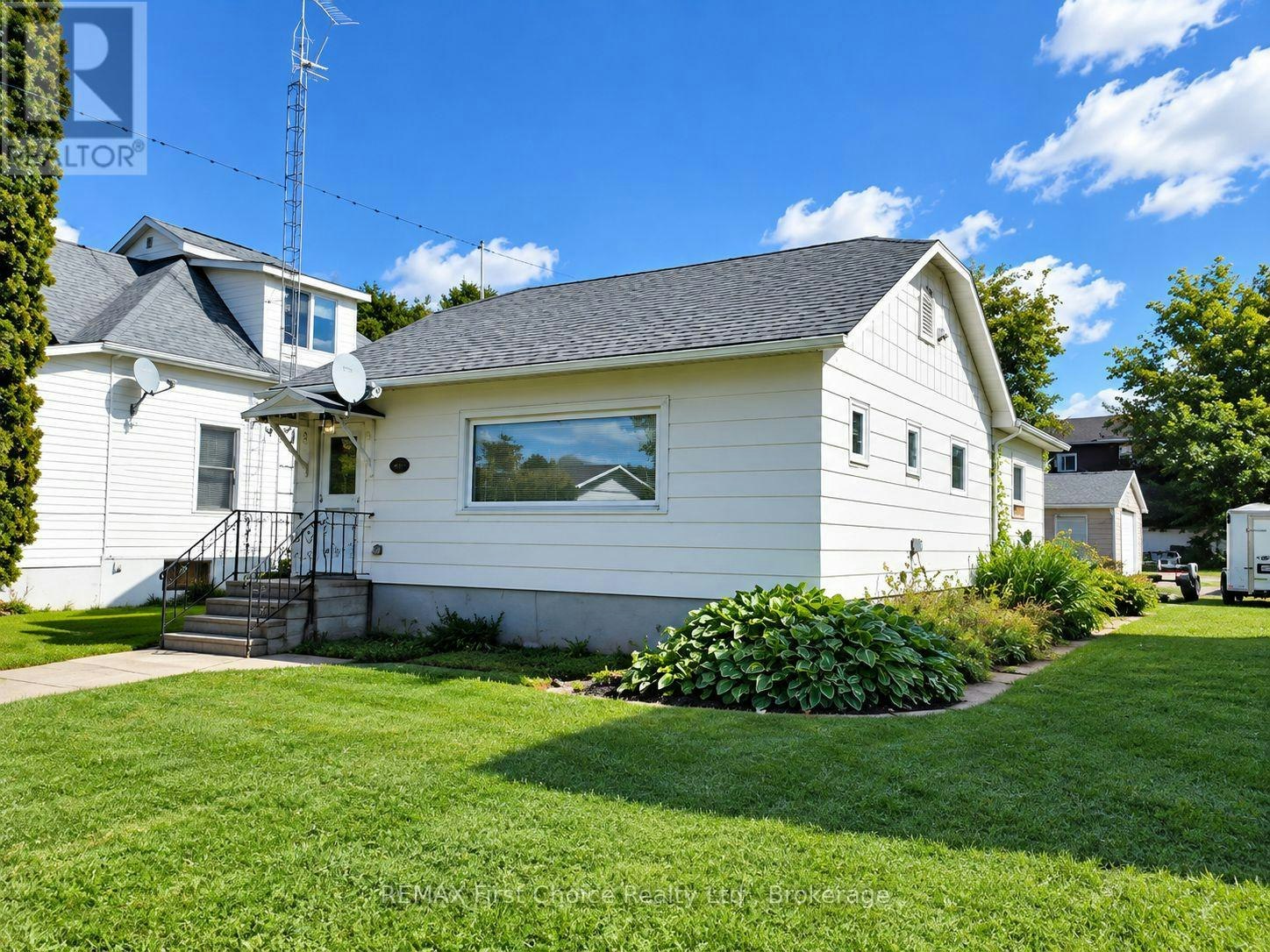 216 Second Street Street, Rainy River, ON, P0W 1L0