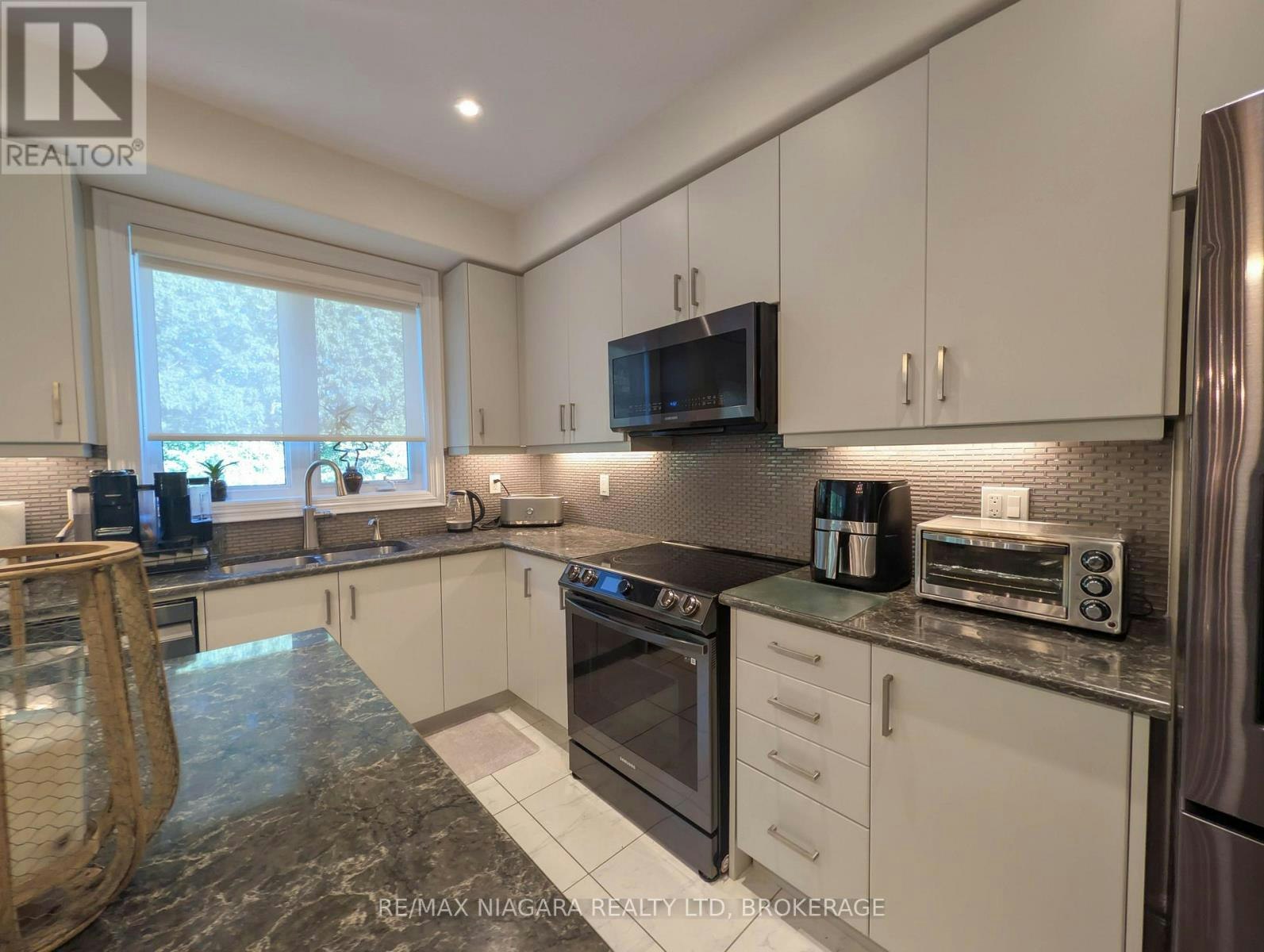 7868 Odell Crescent, Niagara Falls, ON, L2H 3R6 - 14