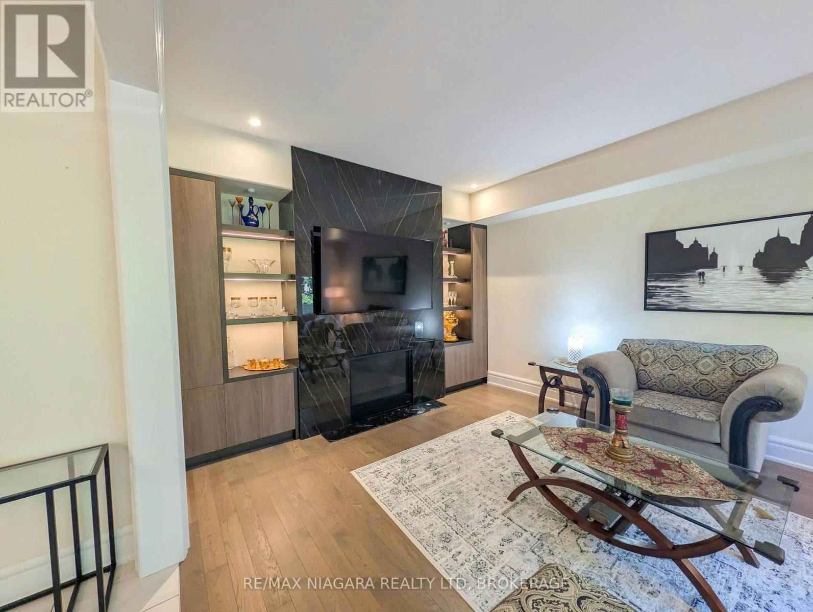 7868 Odell Crescent, Niagara Falls, ON, L2H 3R6 - 4
