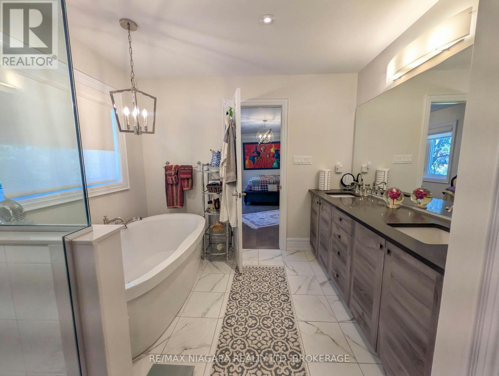 7868 Odell Crescent, Niagara Falls, ON, L2H 3R6 - 37