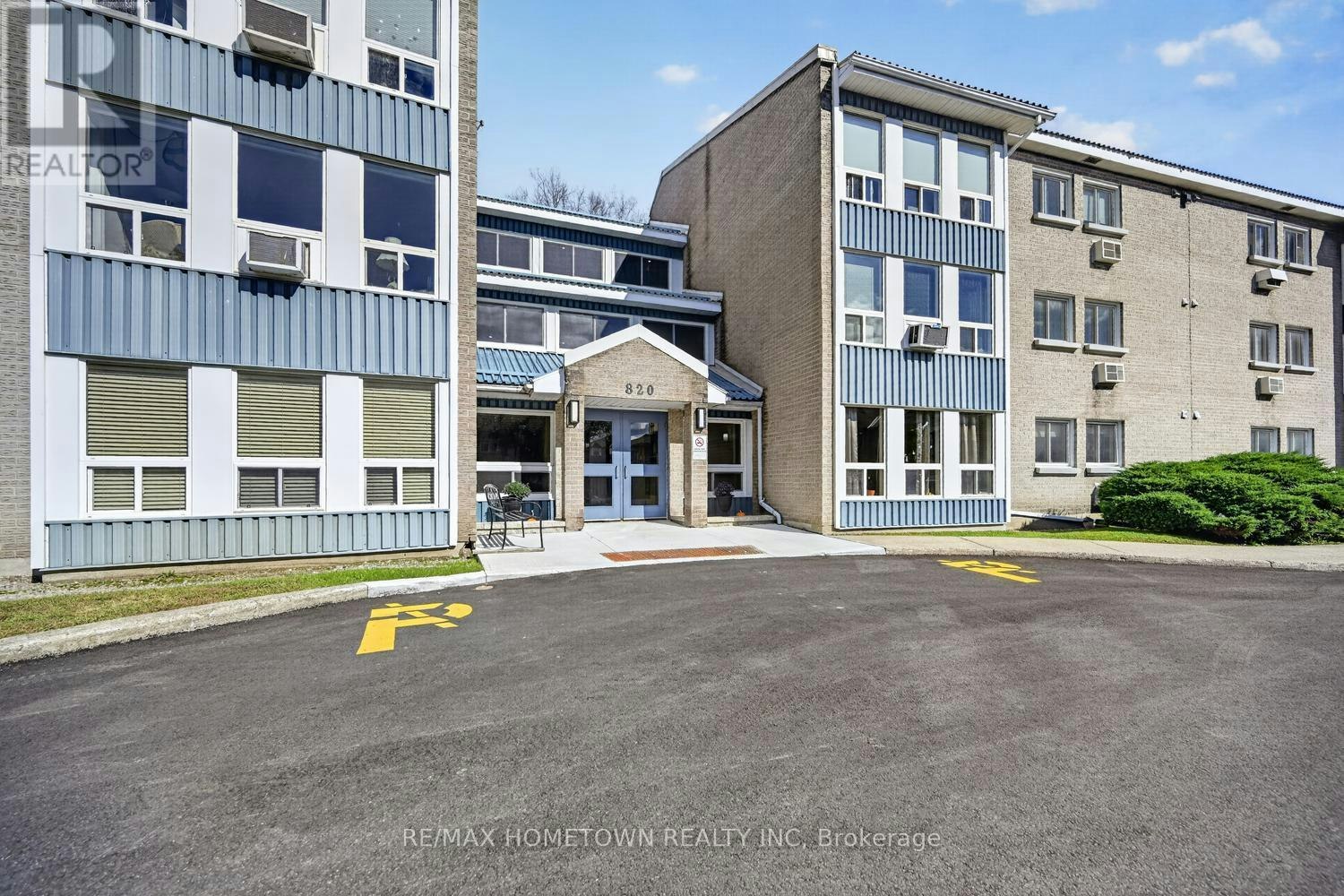 209-820 Laurier Boulevard, Brockville, ON, K6V 6Z2