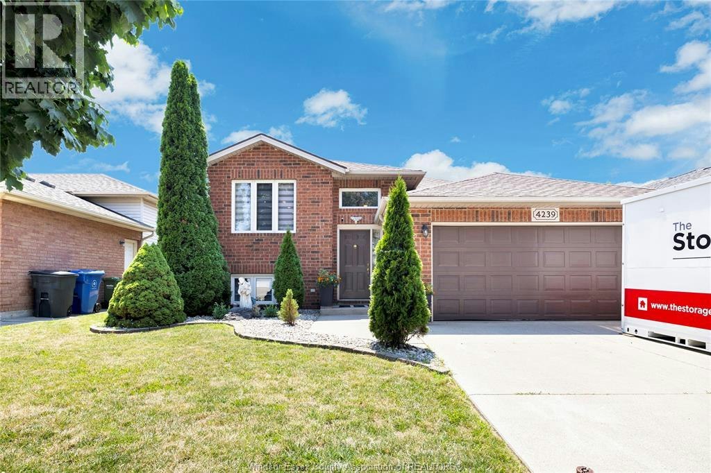 4239 Marlo, Windsor, ON, N9G 2Y6