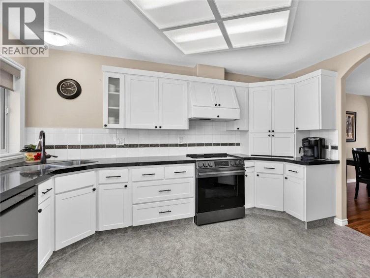 114 Brentview Court, Penticton, BC, V2A 8H2 - 3