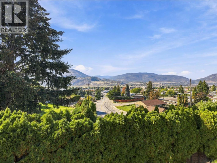 114 Brentview Court, Penticton, BC, V2A 8H2 - 44