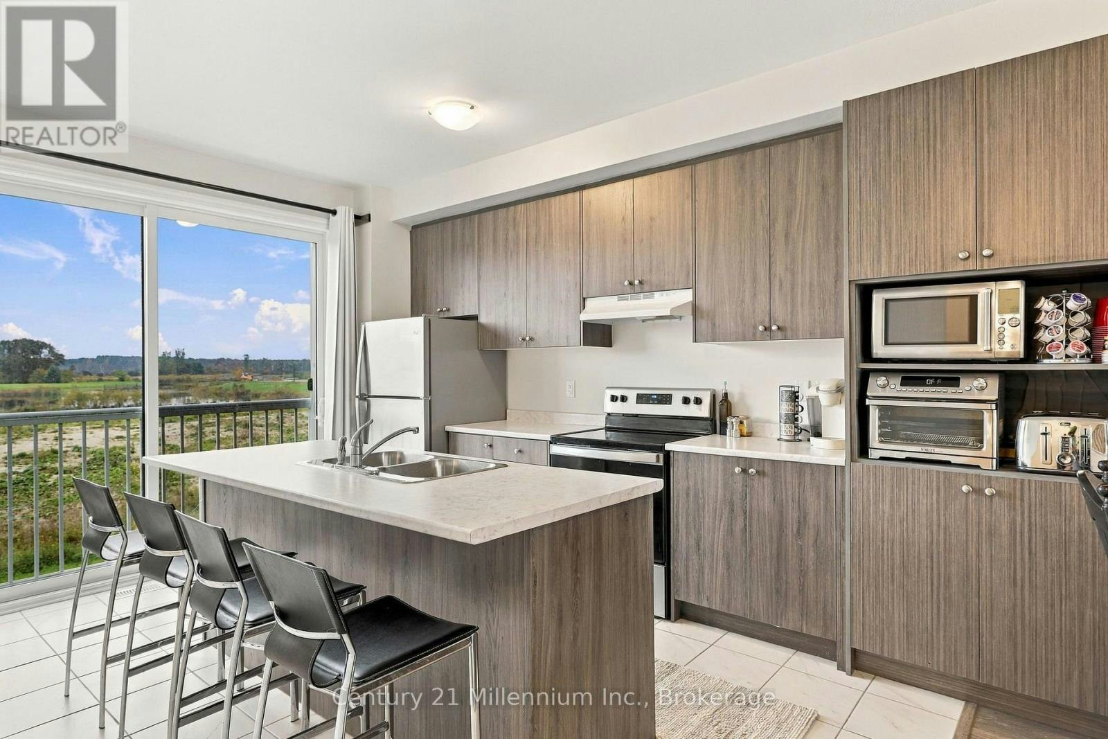 70 Sandhill Crane Drive, Wasaga Beach, ON, L9Z 0K3 - 7