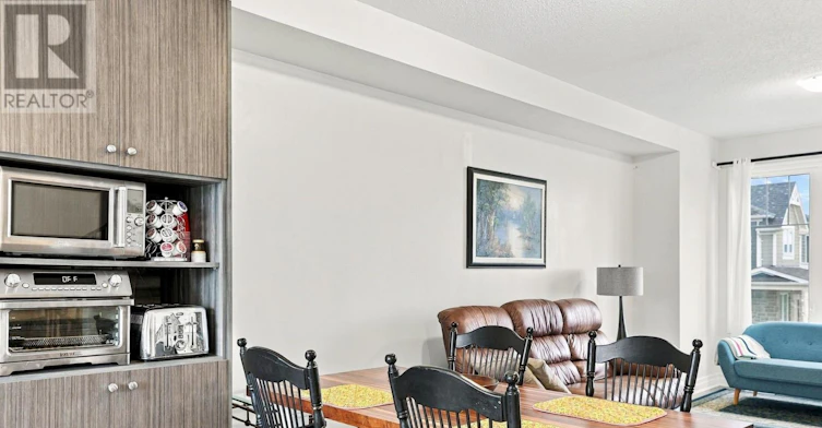 70 Sandhill Crane Drive, Wasaga Beach, ON, L9Z 0K3 - 12