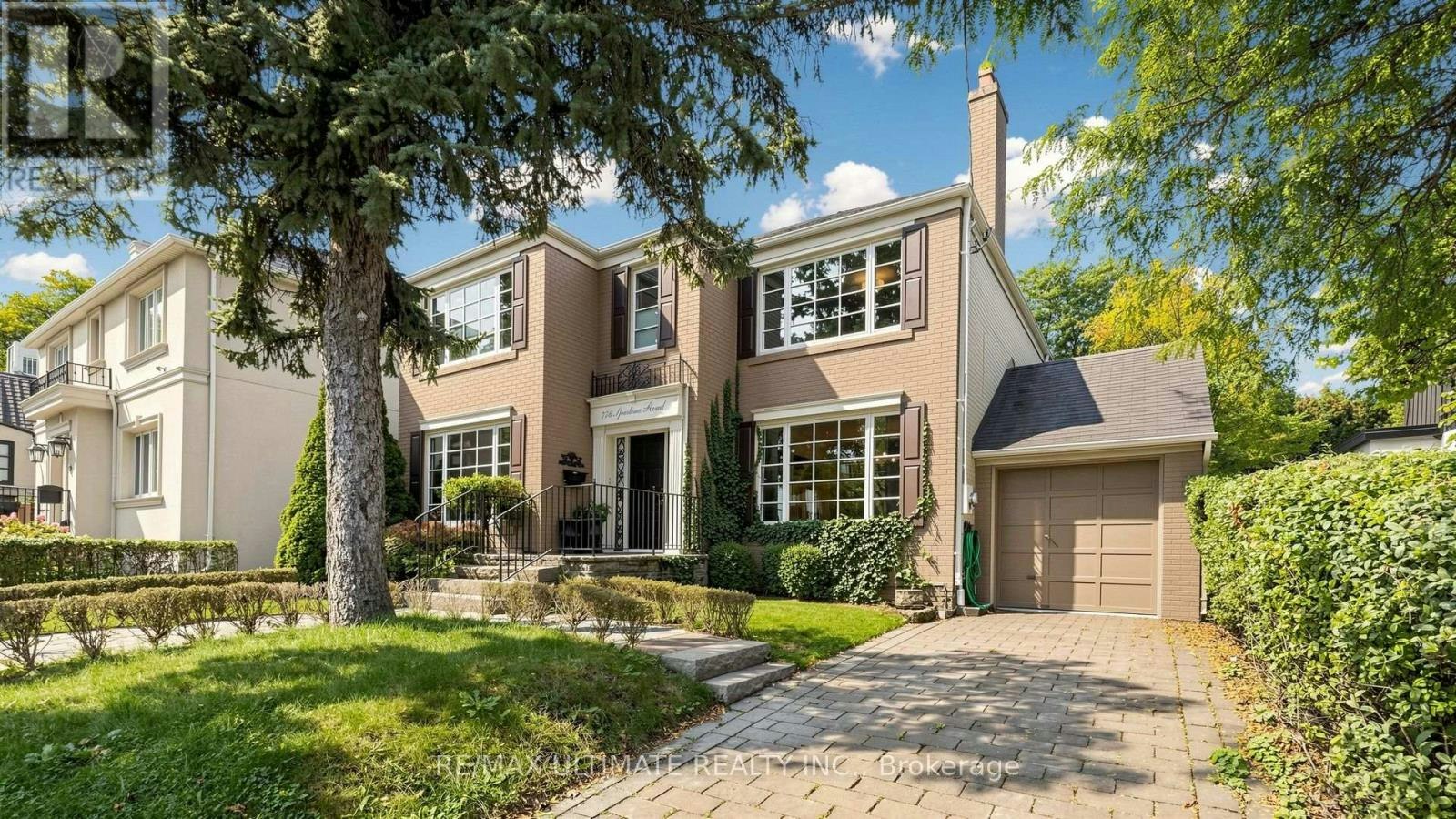 776 Spadina Road, Toronto, ON, M5P 2X6