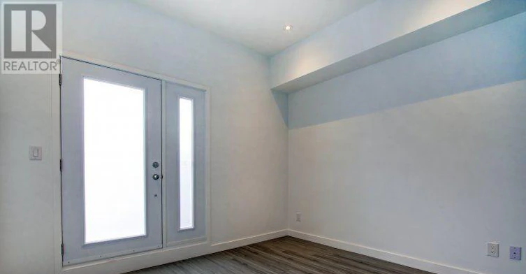 2-492 Danforth Avenue, Toronto, ON, M4K 1P6 - 5