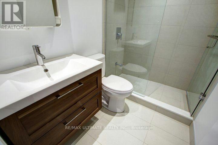 2-492 Danforth Avenue, Toronto, ON, M4K 1P6 - 8