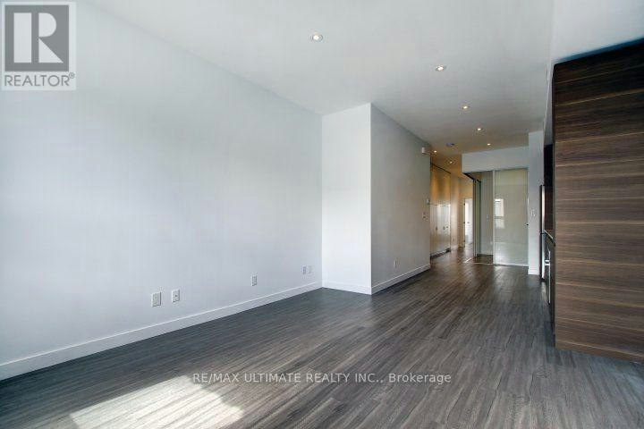 2-492 Danforth Avenue, Toronto, ON, M4K 1P6 - 3